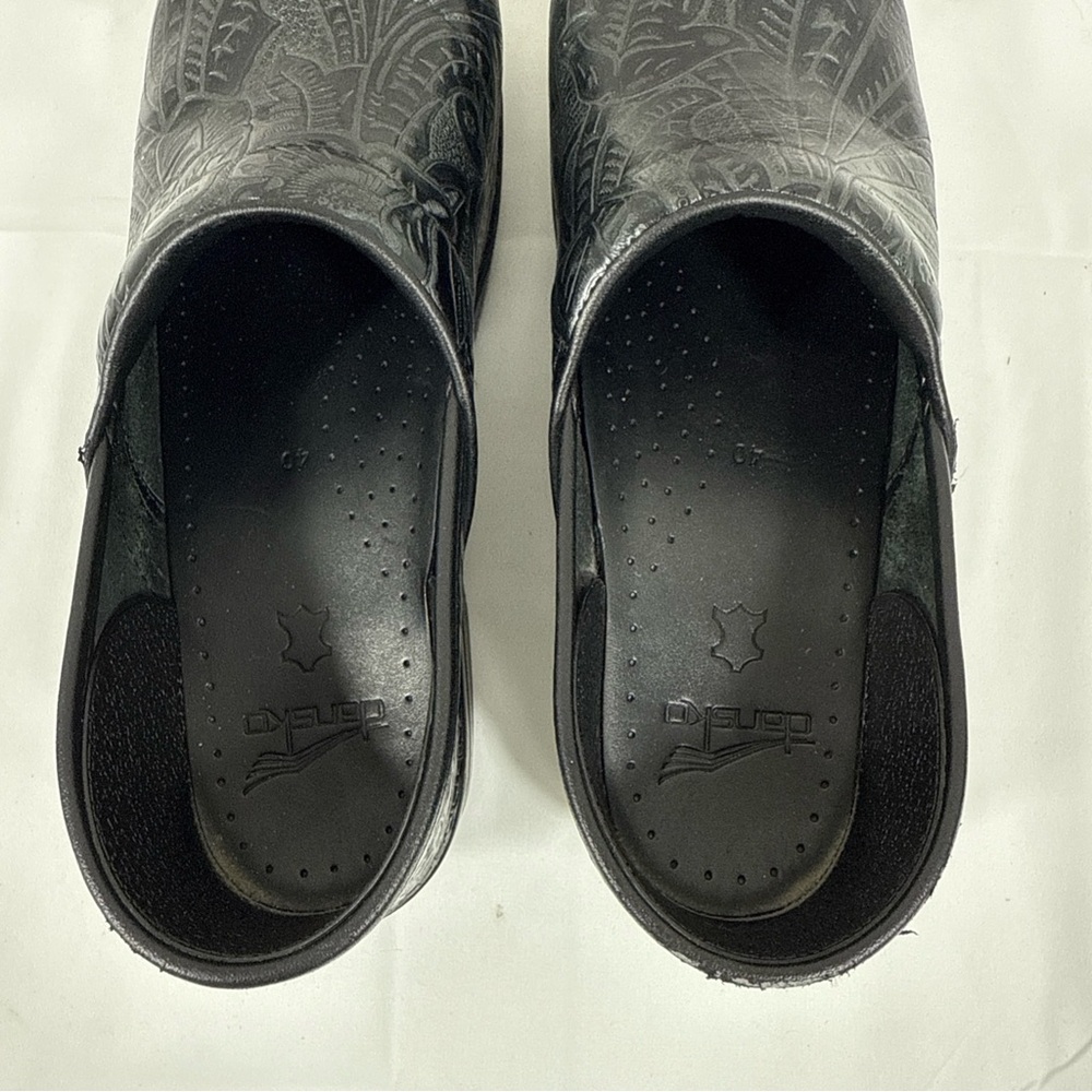 Dansko Professional Clogs Shoes Women's Size 9.5 Black Floral Embossed Leather - Picture 10 of 16